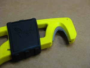 9CB_cutter_open